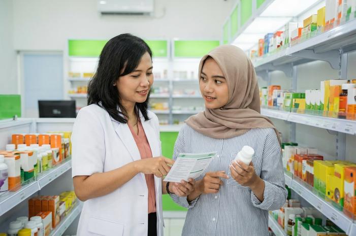 Healthy Skin on Cilacap's Coast: The Secret of Pelita Farma Pharmacy